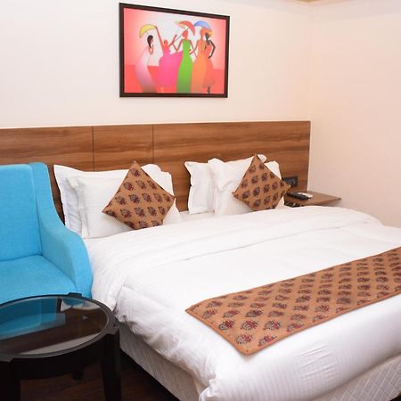 Hotel Mumbai House Andheri East, Mumbai Eksteriør bilde