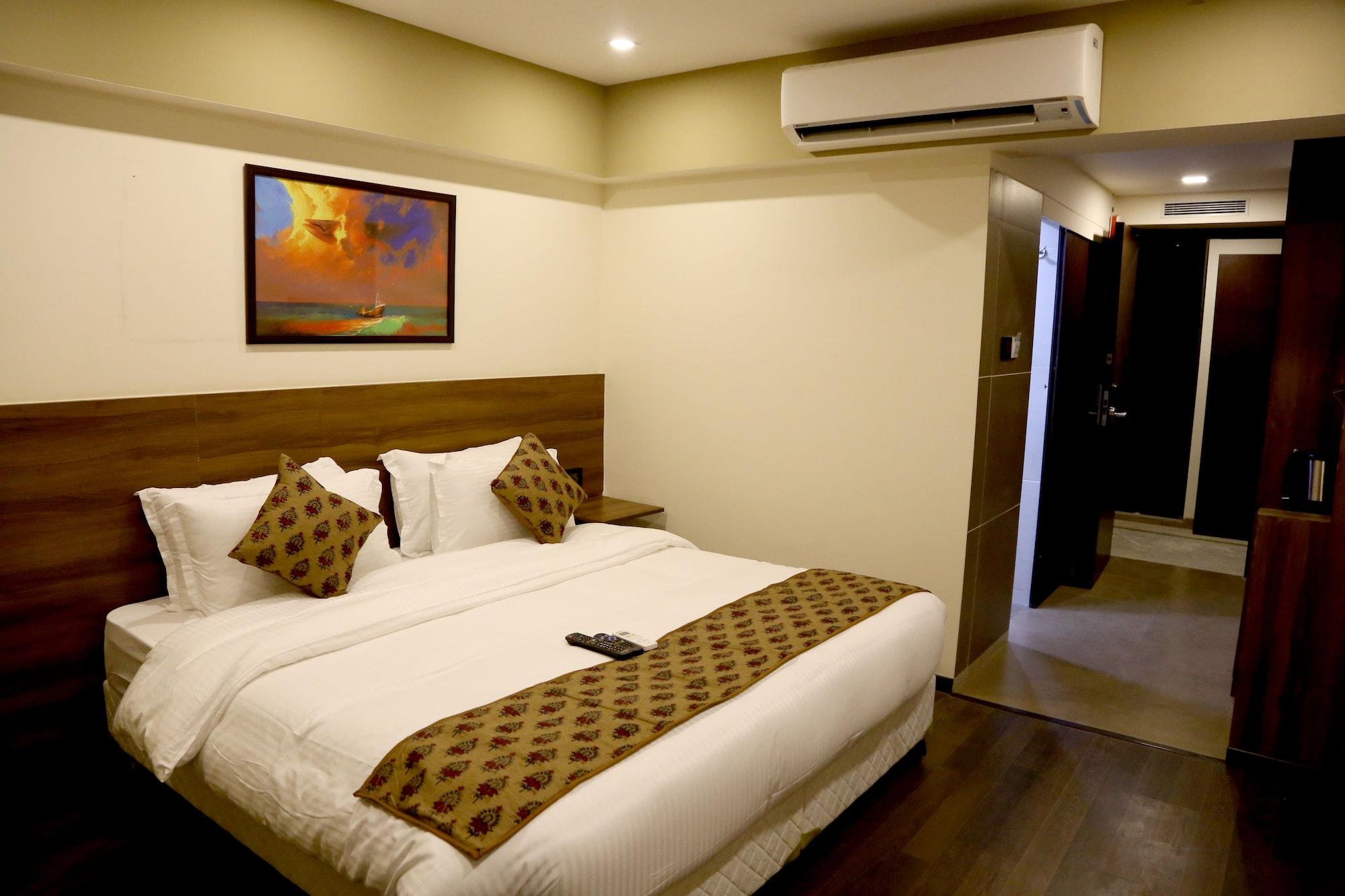 Hotel Mumbai House Andheri East, Mumbai Eksteriør bilde