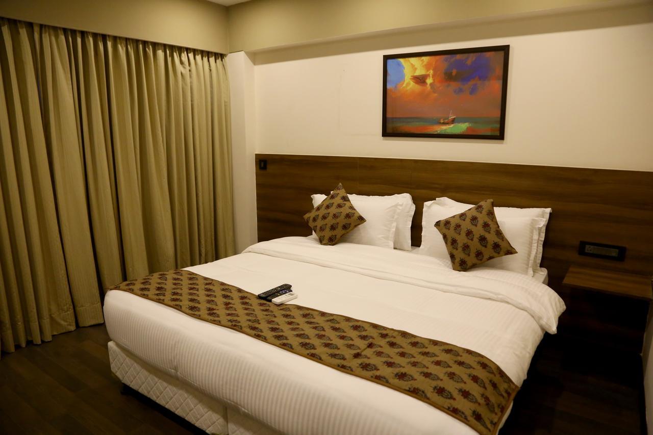Hotel Mumbai House Andheri East, Mumbai Eksteriør bilde