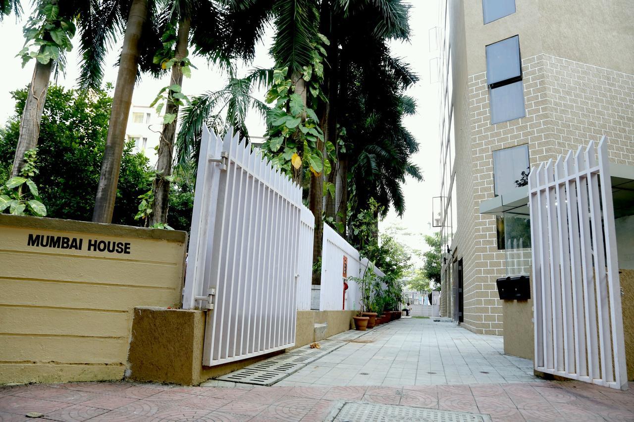 Hotel Mumbai House Andheri East, Mumbai Eksteriør bilde