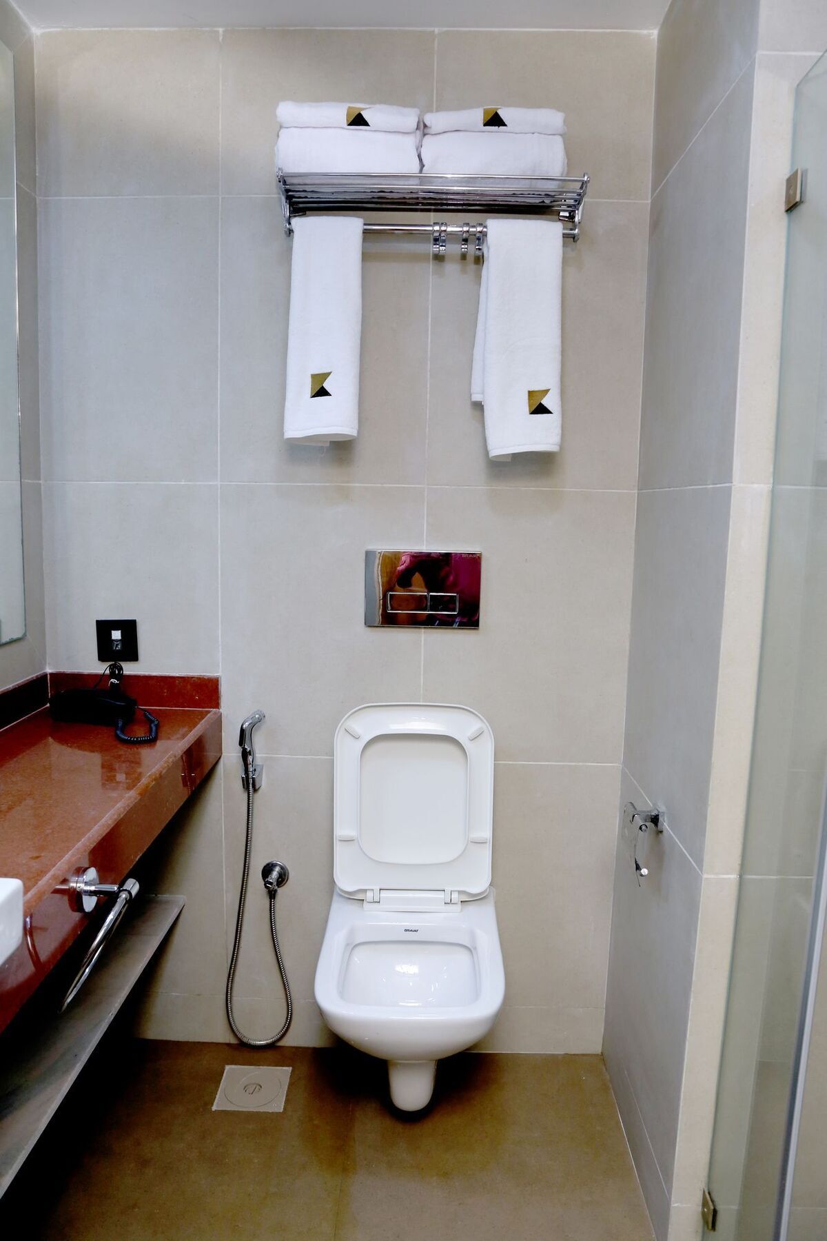 Hotel Mumbai House Andheri East, Mumbai Eksteriør bilde